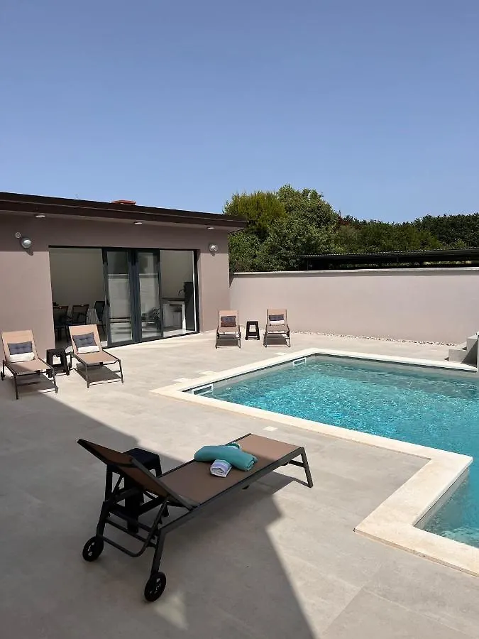 Villa Vida, Medulin - Bazen I Jacuzzi